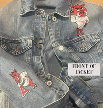 Load image into Gallery viewer, Razorback Jean Jacket